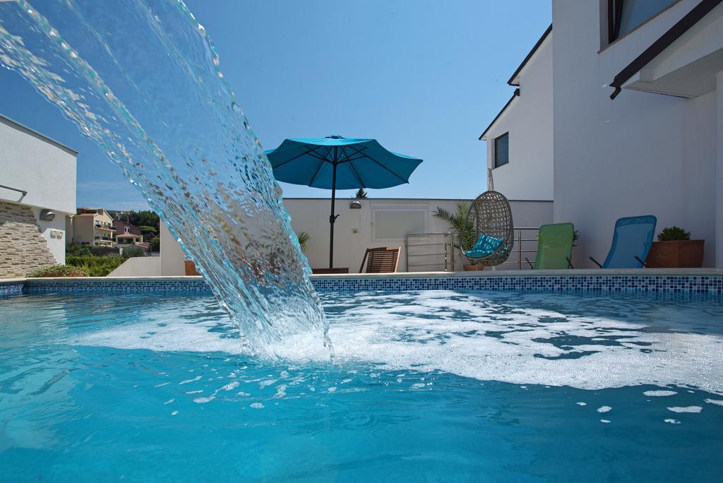 Apartment Villa Holiday II Pula Habitación foto
